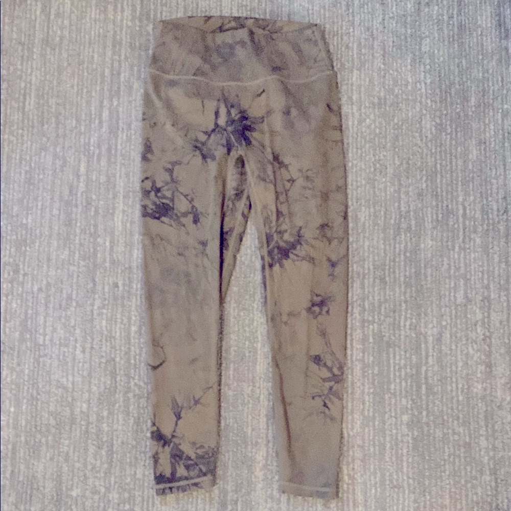 ZYIA Active streamline leggings size 8-10